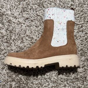 Brown Suede Ankle Boots with Knit Cuff